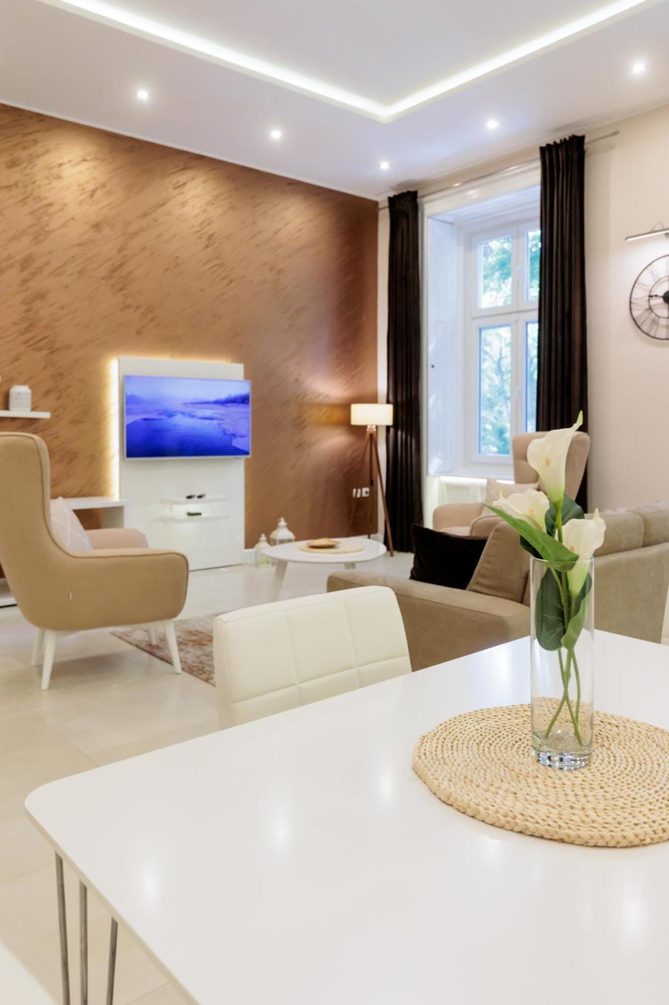 Apartman Mirakul Subotica Exteriér fotografie